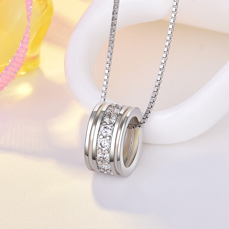 Rotatable Round Pendant Necklace